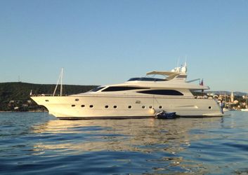 86' Canados 2005 Yacht For Sale